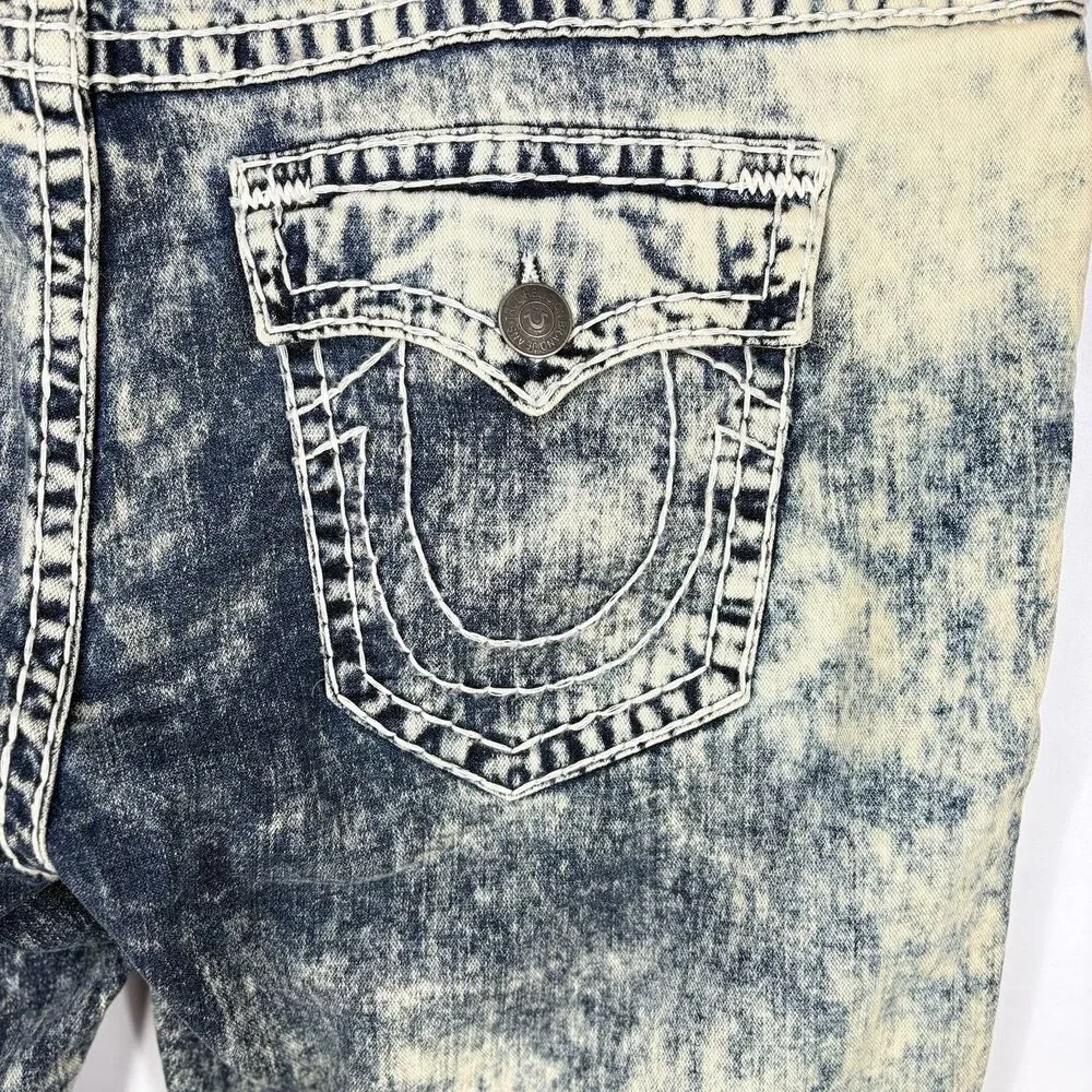 True Religion Men’s Shorts 46 (48